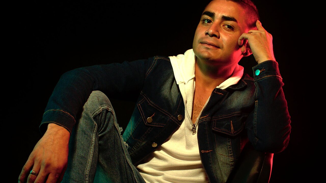 Catch AndrewMartinez’s Private Cam Show