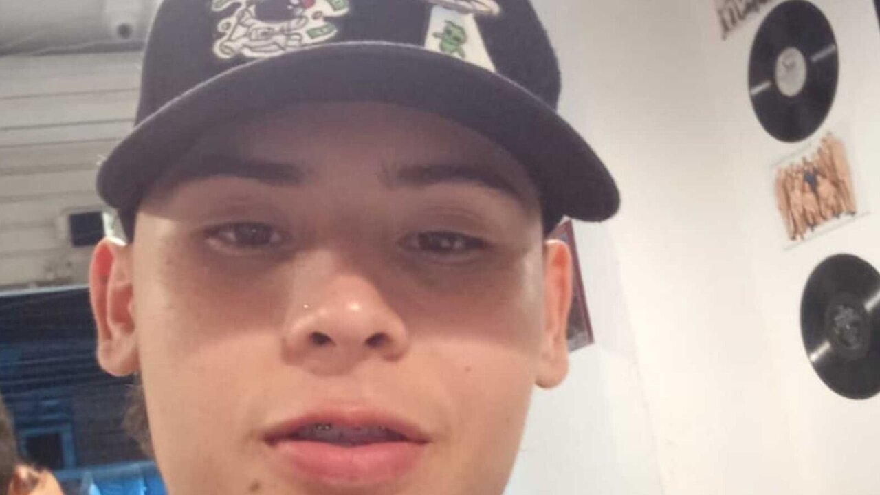 Catch AngelDias’s Private Cam Show