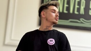 Catch AsherLong’s Private Cam Show