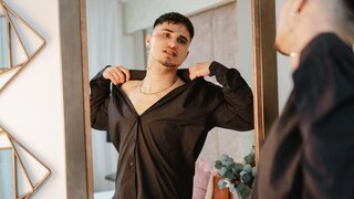 Catch LutherAreola’s Private Cam Show