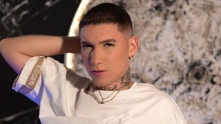 Catch MateoDraven’s Private Cam Show