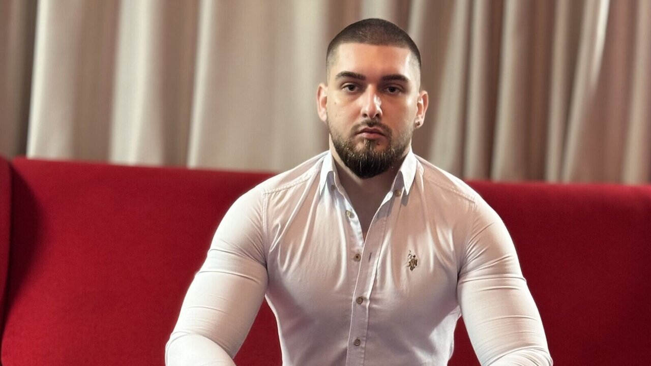 Catch MatiasDean’s Private Cam Show