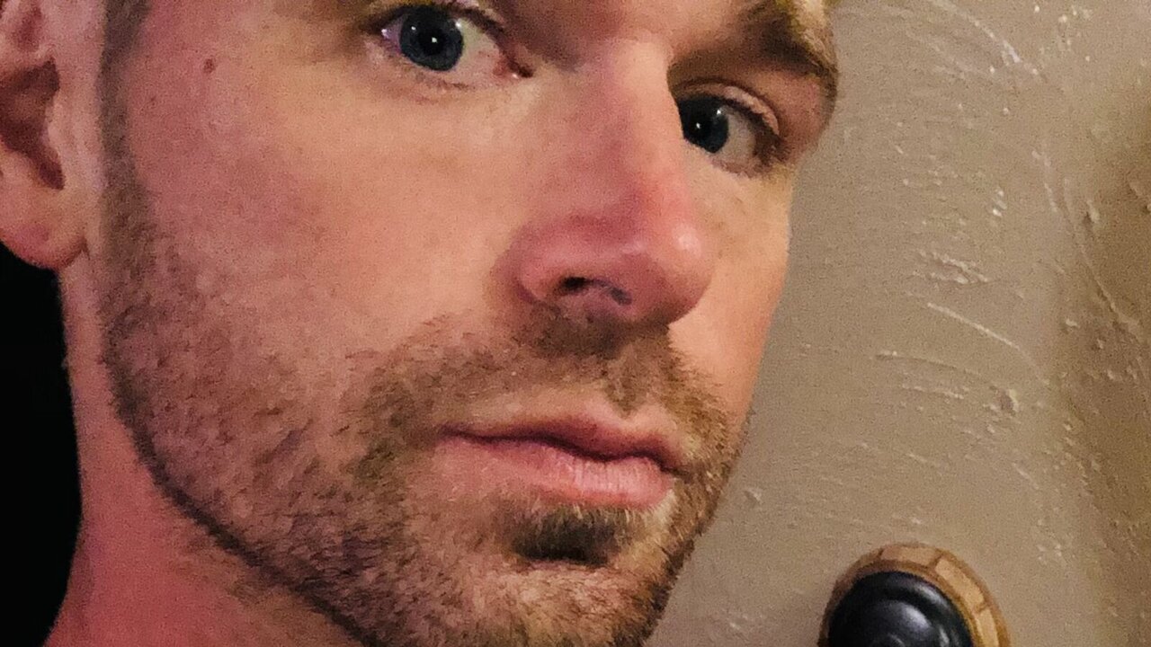 Catch MatthewClay’s Private Cam Show
