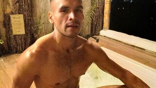 Catch MauricioTrejos’s Private Cam Show