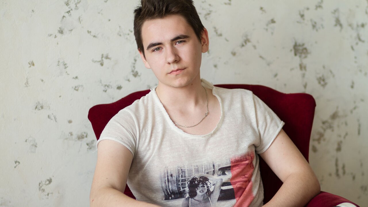 Catch MylesCuteBoy’s Private Cam Show