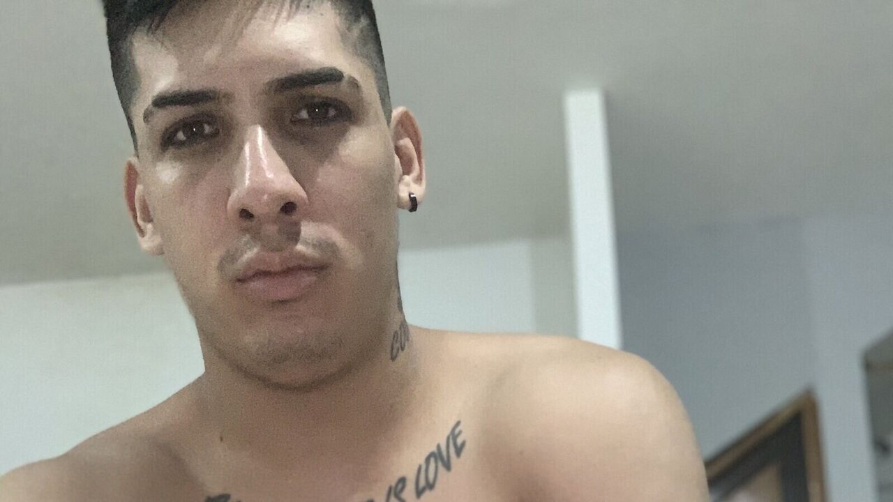 Catch PatrickKlein’s Private Cam Show