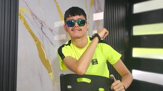 Catch RayanStar’s Private Cam Show