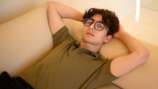 Catch RobertStonks’s Private Cam Show