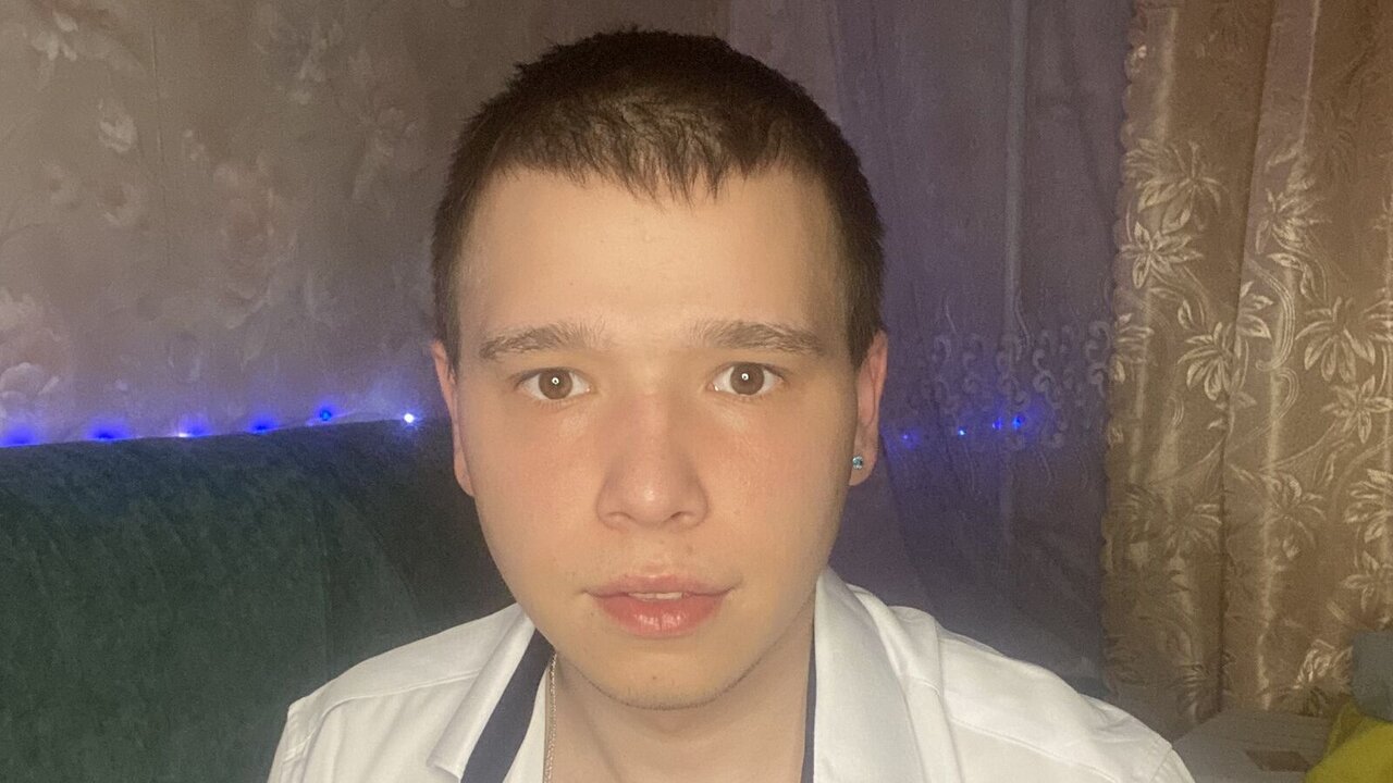 Catch SergeyAlt’s Private Cam Show