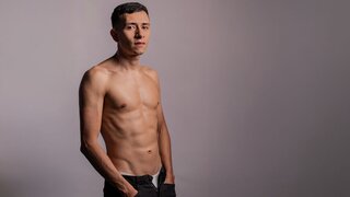 Catch StephanPollman’s Private Cam Show