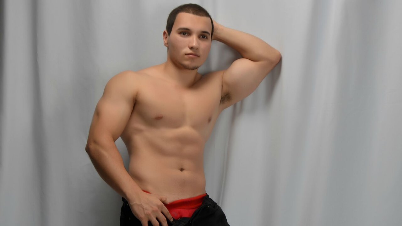 Catch bigarthur’s Private Cam Show