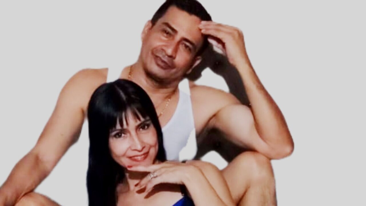 Catch DianeandMartin’s Private Cam Show