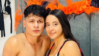 Catch EdithAndSteban’s Private Cam Show