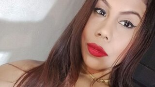 Catch NinaGolden’s Private Cam Show