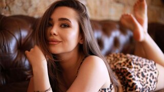 Catch AdaStones’s Private Cam Show