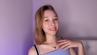 Catch AgataMay’s Private Cam Show