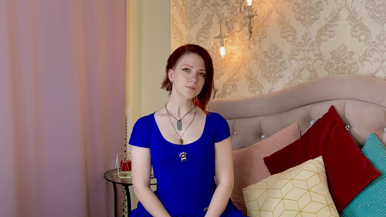 Catch AliaCorat’s Private Cam Show