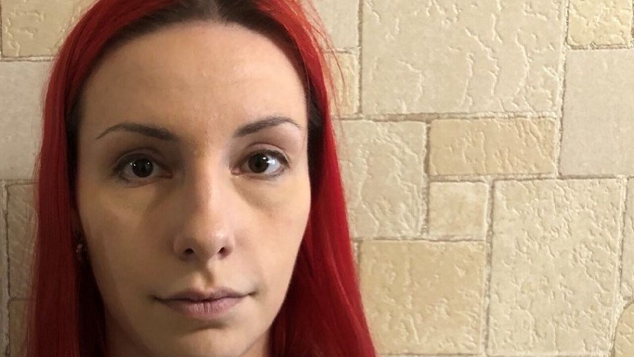 Catch AliceMishel’s Private Cam Show