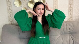 Catch AmberBond’s Private Cam Show