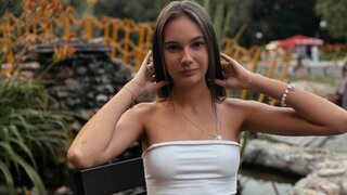 Catch AmberlyZlaten’s Private Cam Show