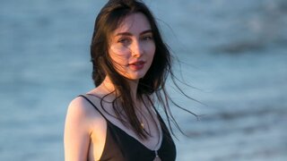Catch AnaDoleray’s Private Cam Show