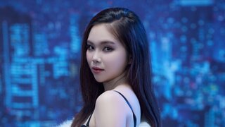 Catch AnnaErena’s Private Cam Show