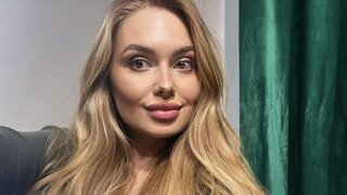 Catch AnnaLunas’s Private Cam Show