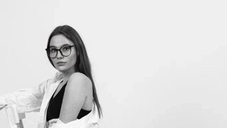 Catch ArdellaIzumi’s Private Cam Show