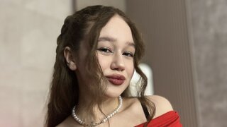 Catch AsterHey’s Private Cam Show