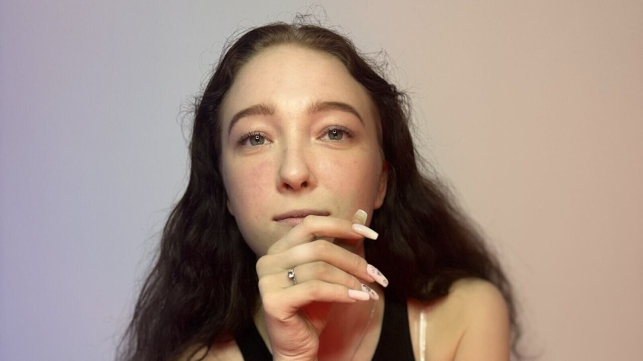 Catch AugustaBowring’s Private Cam Show