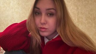 Catch BeckyClarkston’s Private Cam Show