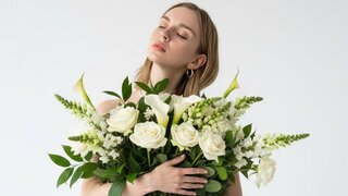 Catch BeverlyGomes’s Private Cam Show