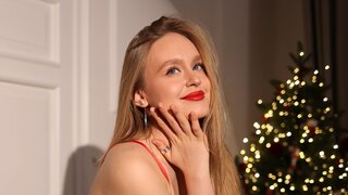 Catch BonnyWalace’s Private Cam Show