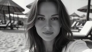 Catch CarinaPradhan’s Private Cam Show