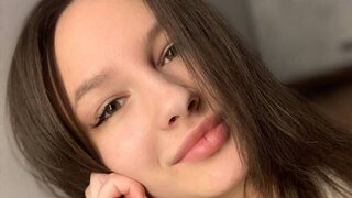 Catch CatherineBurt’s Private Cam Show