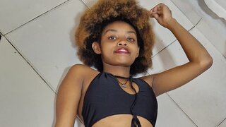 Catch CharmaJhoen’s Private Cam Show