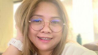 Catch ChloeJane’s Private Cam Show