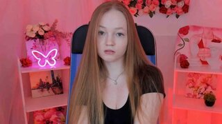 Catch CrystalFae’s Private Cam Show