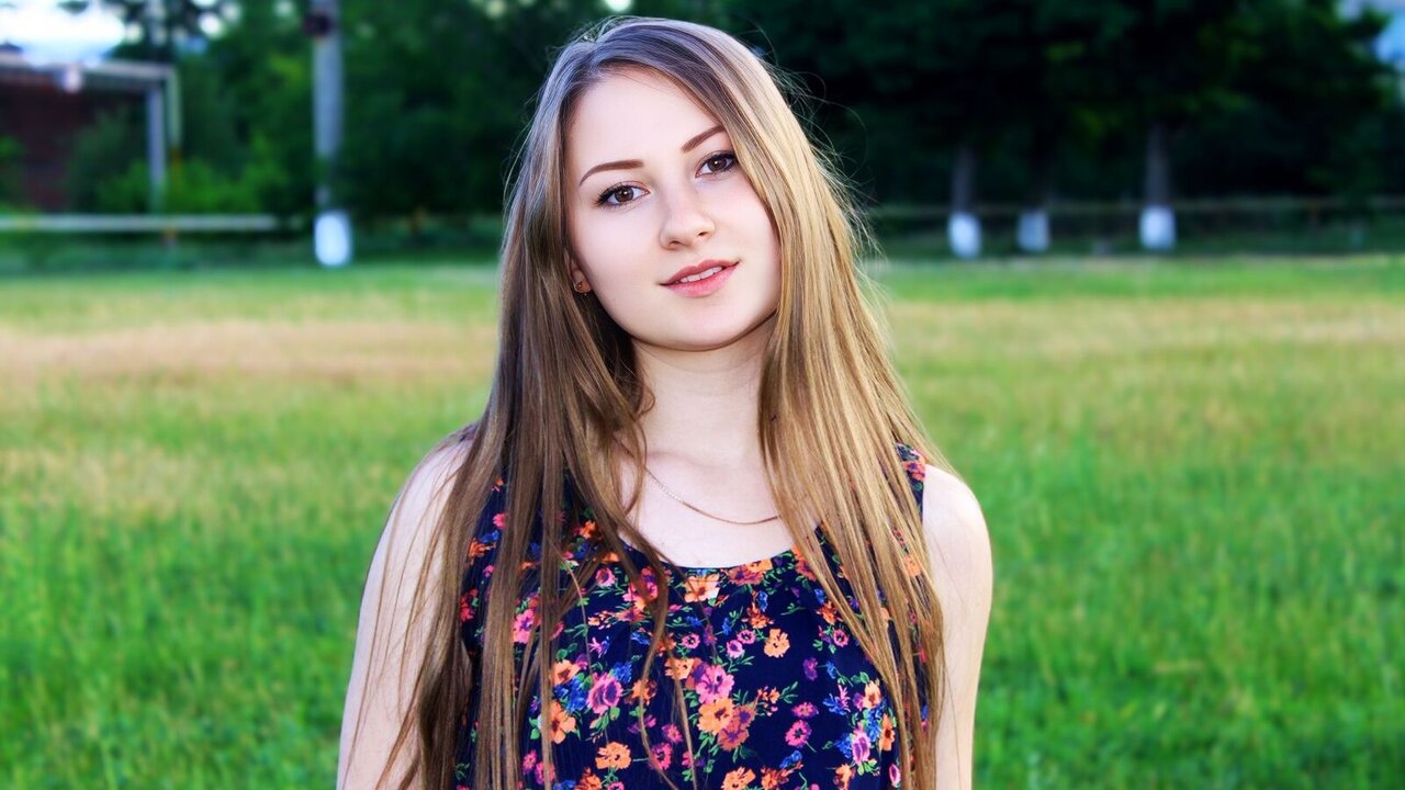 Catch EmilyGordan’s Private Cam Show