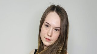 Catch EngelCall’s Private Cam Show