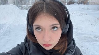 Catch FeliciaTucker’s Private Cam Show