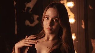 Catch FredericaHaymore’s Private Cam Show