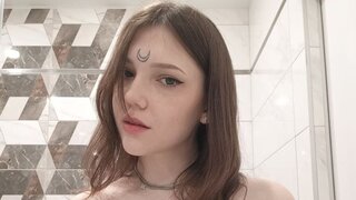 Catch GaynaBarritt’s Private Cam Show