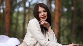 Catch GinnyBlack’s Private Cam Show