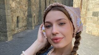 Catch GlindaSankar’s Private Cam Show