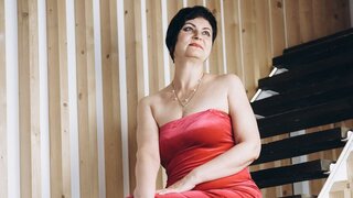 Catch HelenBeler’s Private Cam Show