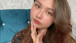 Catch IlanaTrecroci’s Private Cam Show