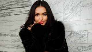 Catch JasminRey’s Private Cam Show