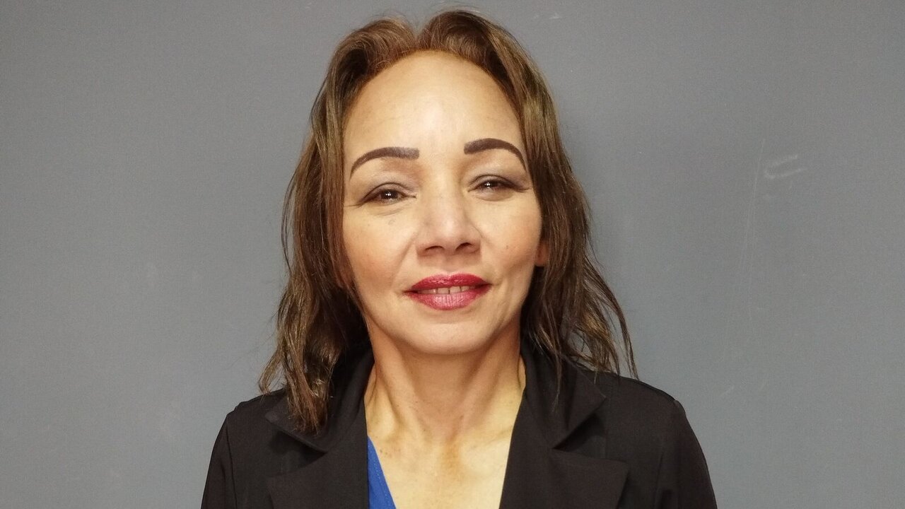 Catch JennieRosse’s Private Cam Show