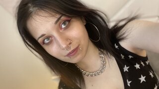 Catch JenniferLorel’s Private Cam Show